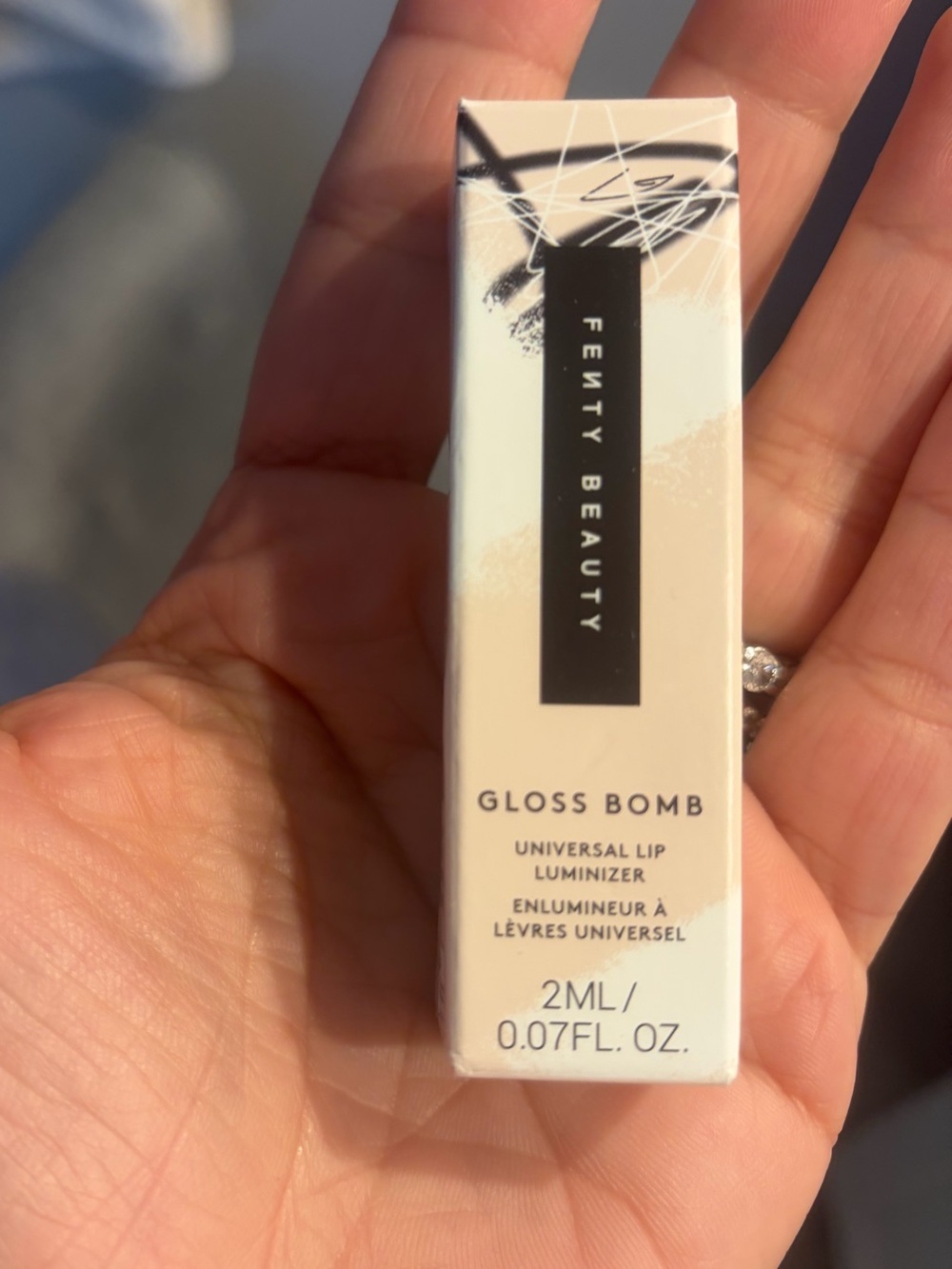 NEW Fenty Beauty Gloss Bomb in shade Fussy 2 ml